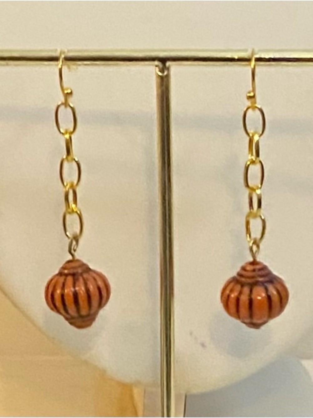 Dangling Pumpkin earrings